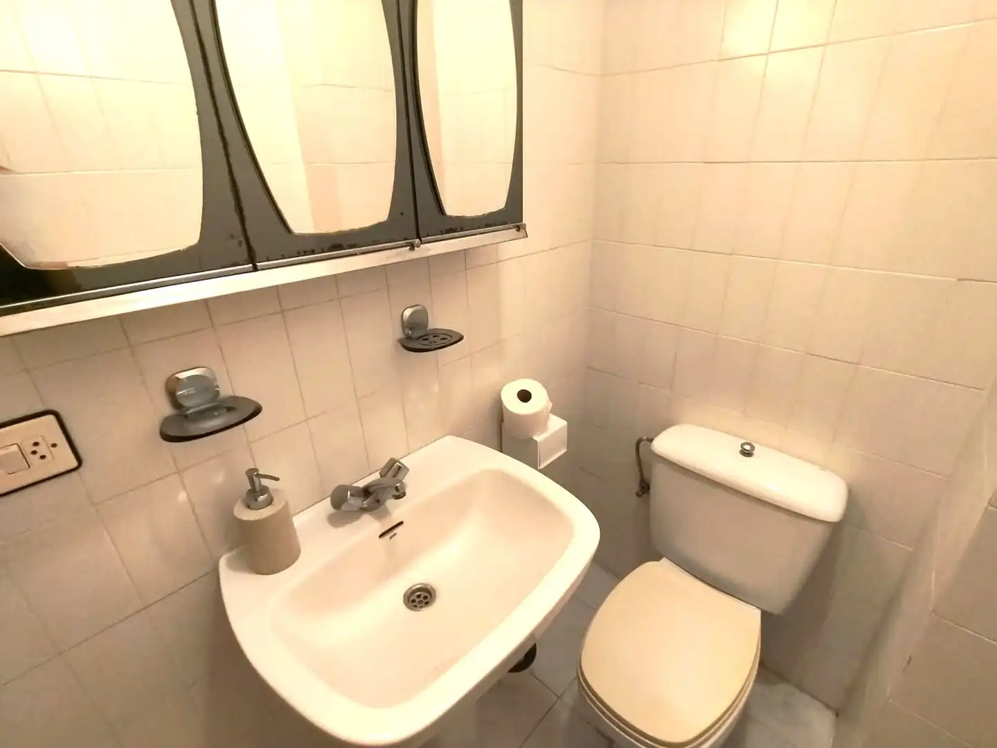 Bany de Apartament de lloguer en Santa Pola amb Aire condicionat, Calefacció i Terrassa
