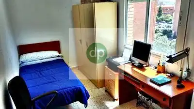 Dormitori de Pis en venda en Badajoz amb Aire condicionat, Calefacció i Jardí privat