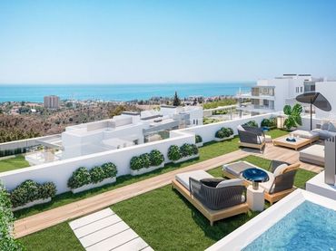 Àtic amb piscina en venda a Río Real - Los Monteros