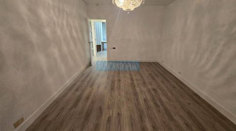 Foto 5 de Piso de alquiler en Gran Via, Logroño