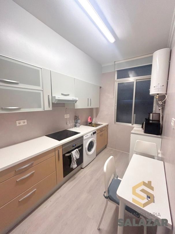 Cuina de Pis de lloguer en Bilbao  amb Balcó