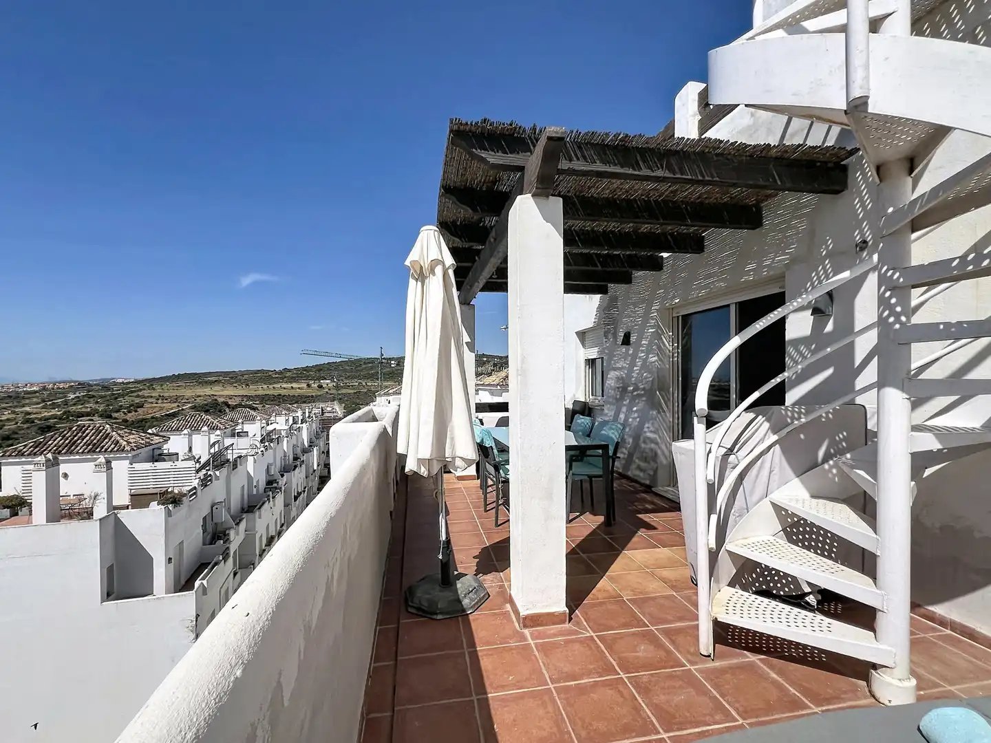 Terraza de Ático en venta en Estepona con Aire acondicionado, Terraza y Piscina
