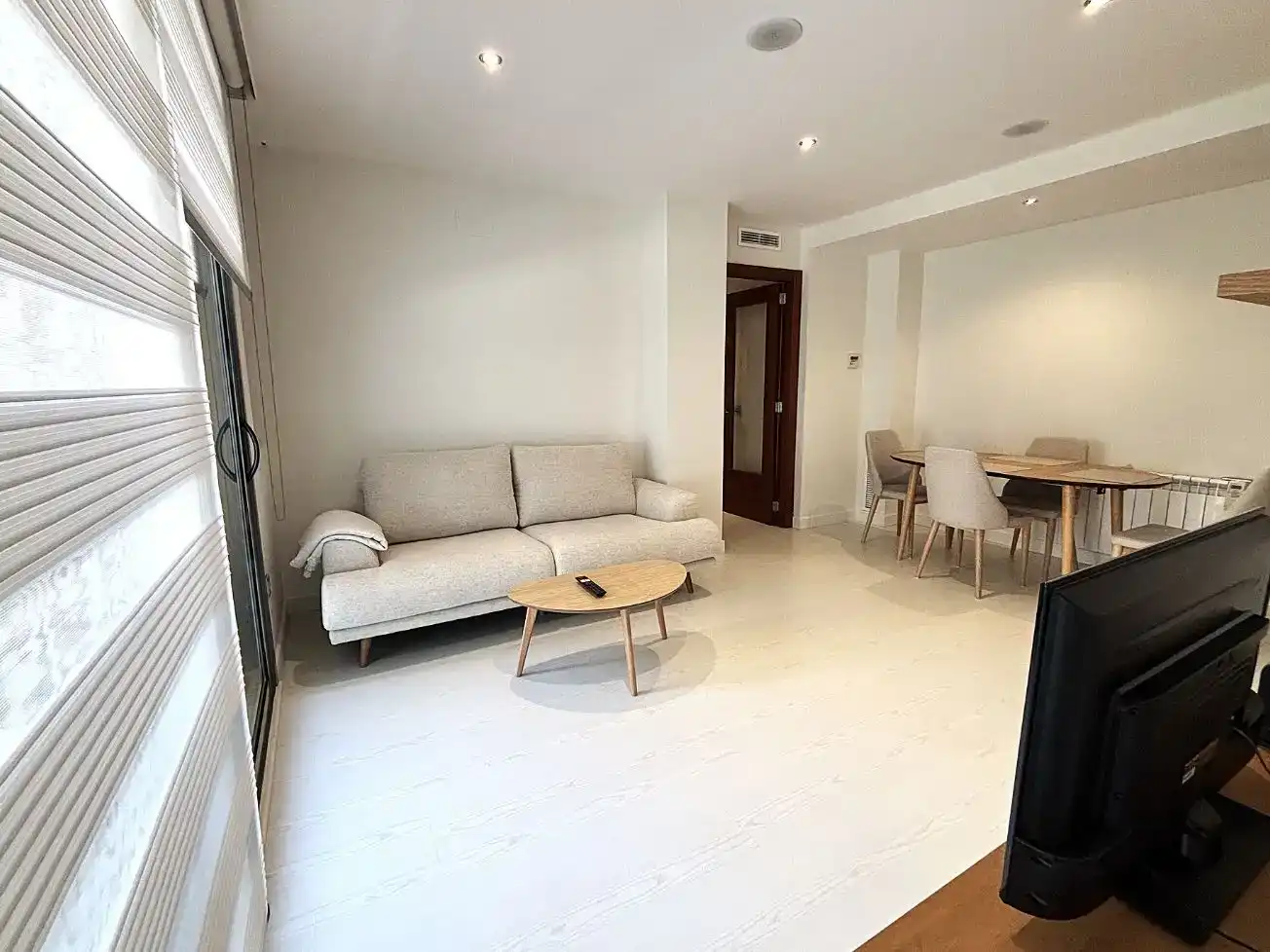 Wohnzimmer von Wohnung zur Miete in Sitges mit Klimaanlage