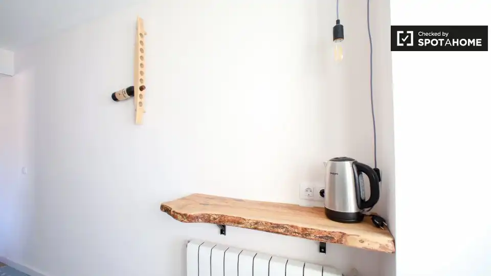 Kitchen of Flat for rent in Valencia  with Air Conditioner, Heating and Furnished