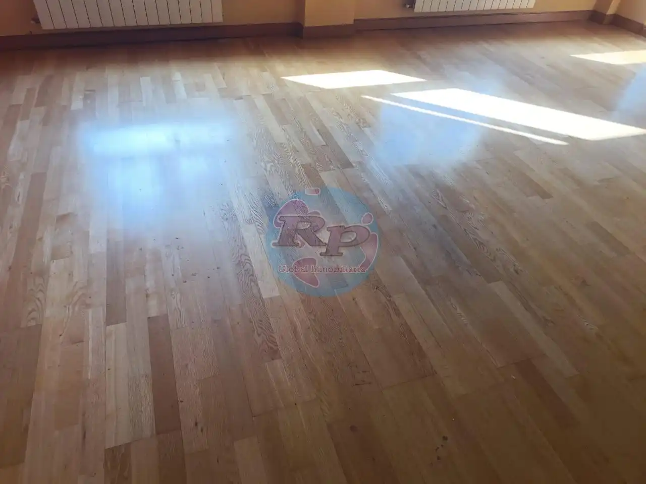 Casa o xalet en venda en Sariegos amb Calefacció, Jardí privat i Parquet