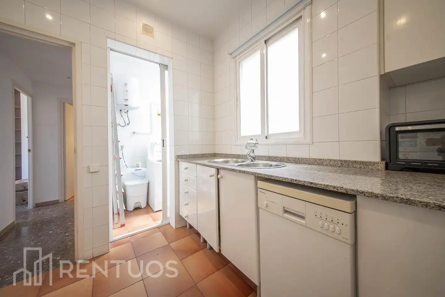 Küche von Wohnung zur Miete in Barcelona mit Klimaanlage und Terrasse