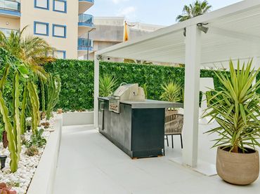 Appartamento con piscina in vendita a Marina Botafoc - Platja de Talamanca