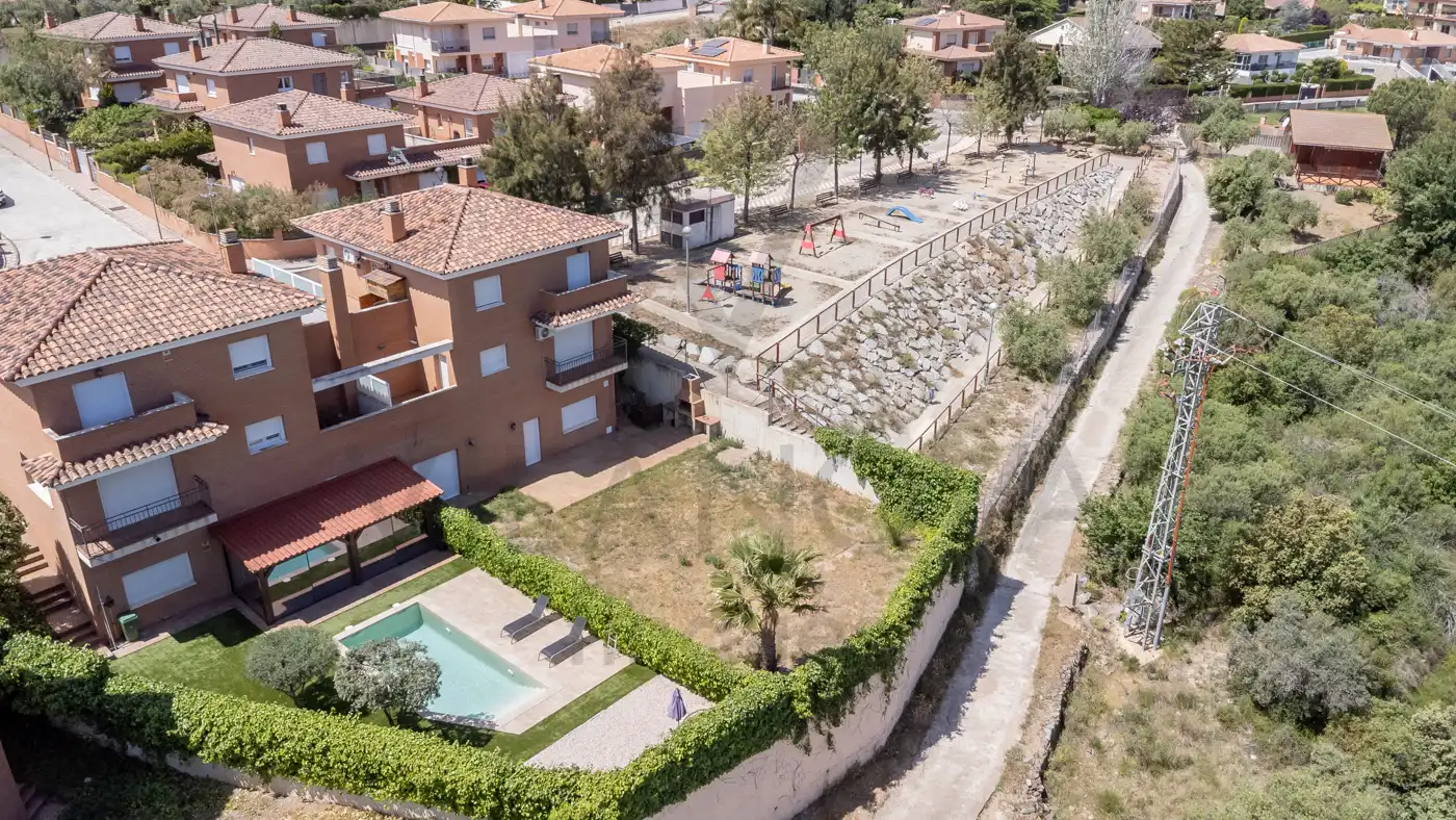 Casa adosada en venda en Riudecanyes amb Aire condicionat, Calefacció i Jardí privat