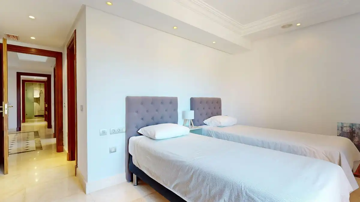 Bedroom of Flat for sale in Estepona  with Air Conditioner, Heating and Terrace