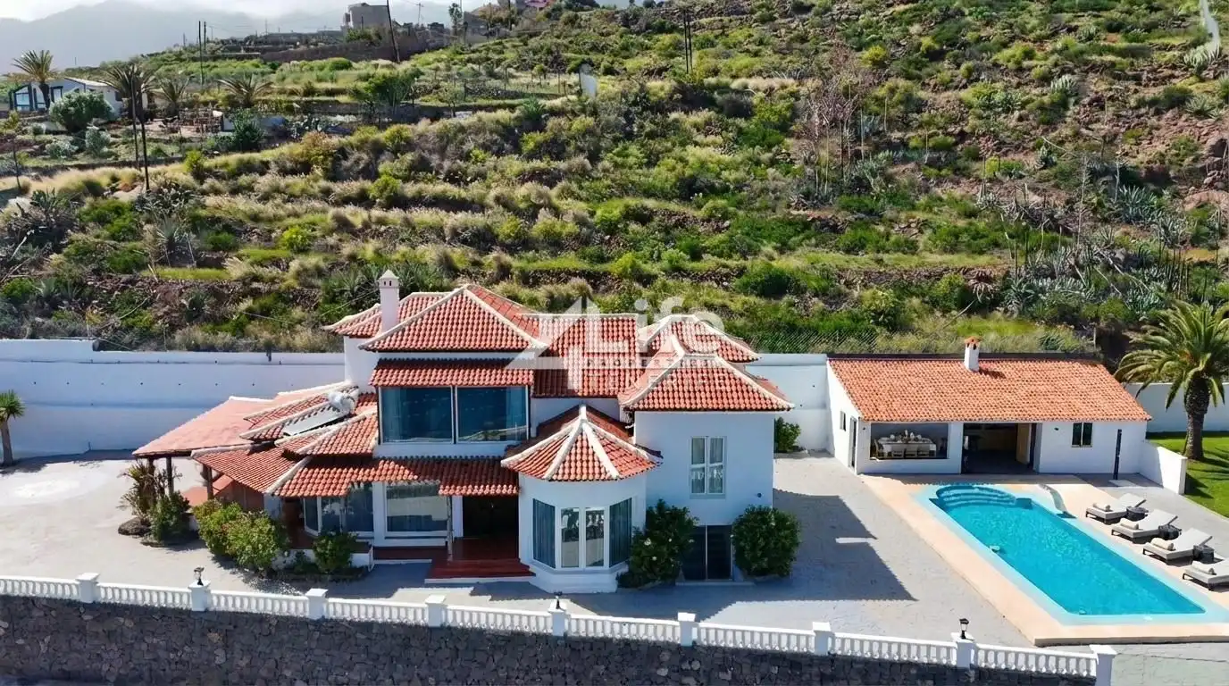 Vista exterior de Casa o chalet en venta en Candelaria con Aire acondicionado, Jardín privado y Terraza