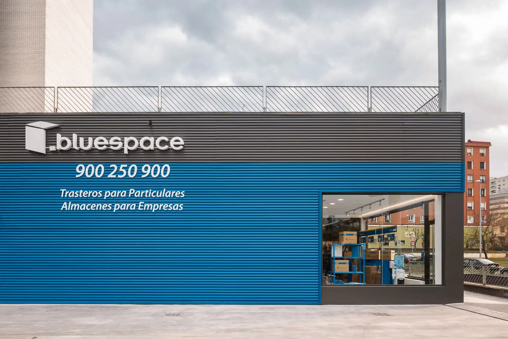 Trastero de alquiler en Askatasun Etorbidea, 67, Bagatza - San Vicente