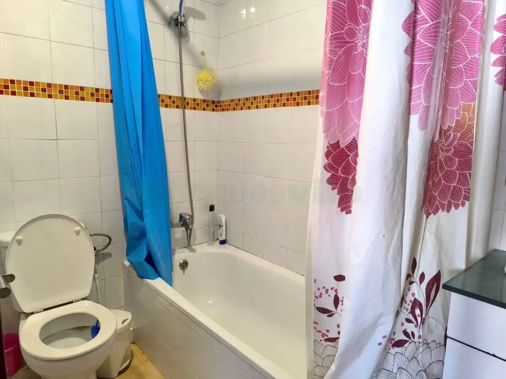 Baño de Piso en venta en Pineda de Mar