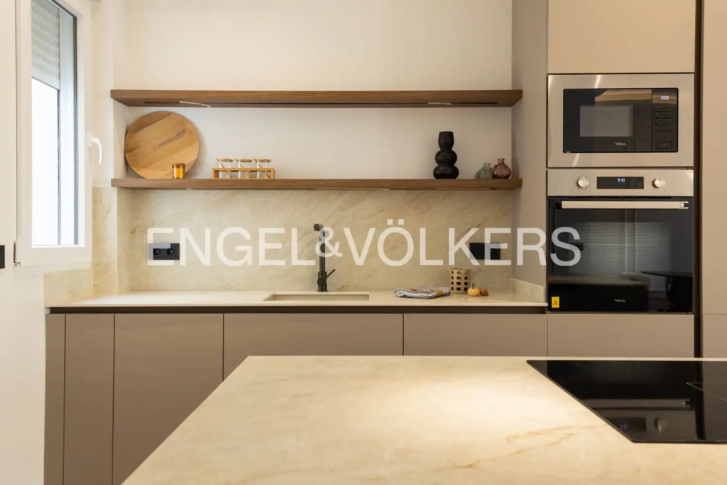 Flat with terrace for sale in Carrer de Borriana, imagen 5