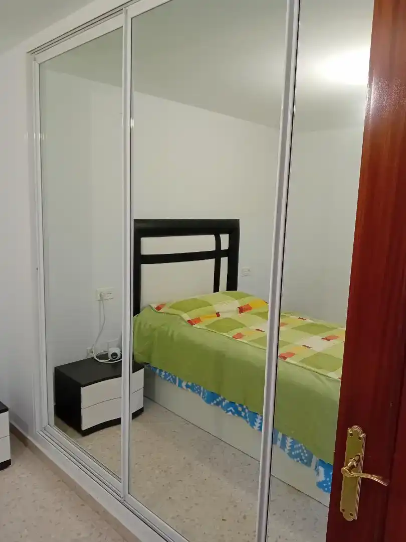 Dormitori de Casa o xalet en venda en Cártama