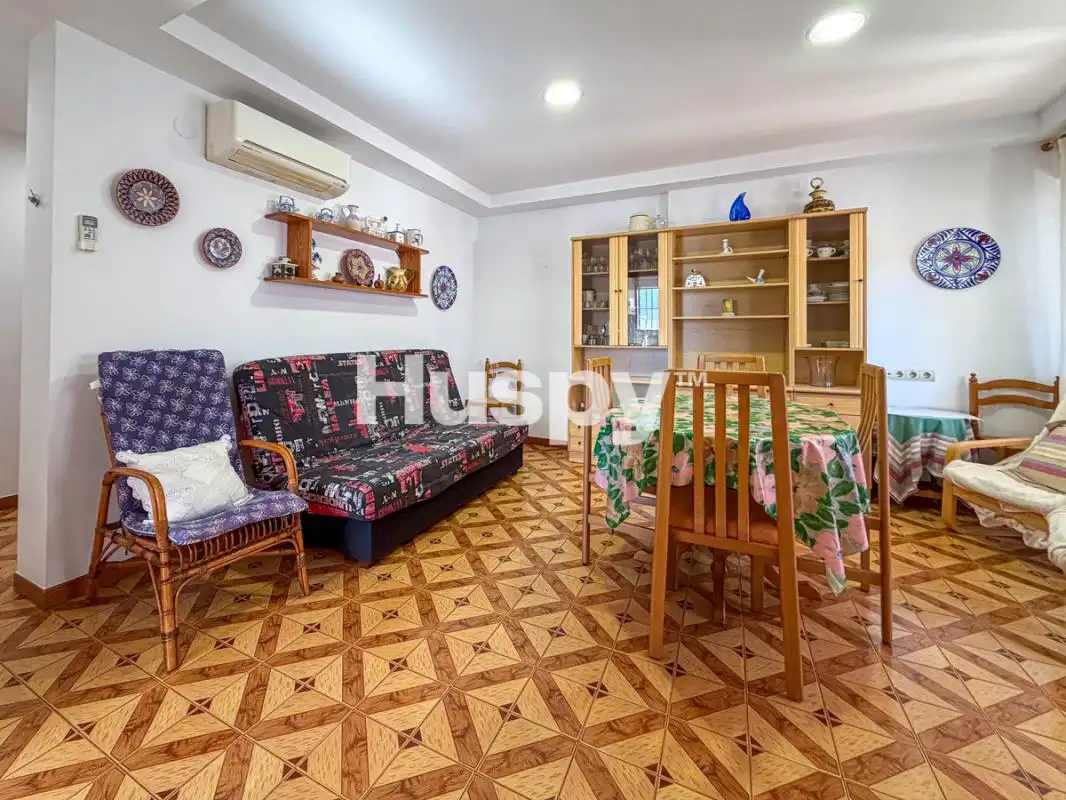 Erdgeschosswohnung mit Terrasse zum Verkauf in Carrer del Porquet