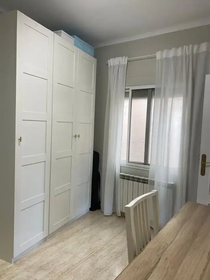 Schlafzimmer von Wohnung zum Verkauf in Girona Capital mit Balkon