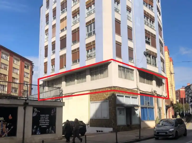 Vista exterior de Oficina en venta en Inmobiliaria - Barreda