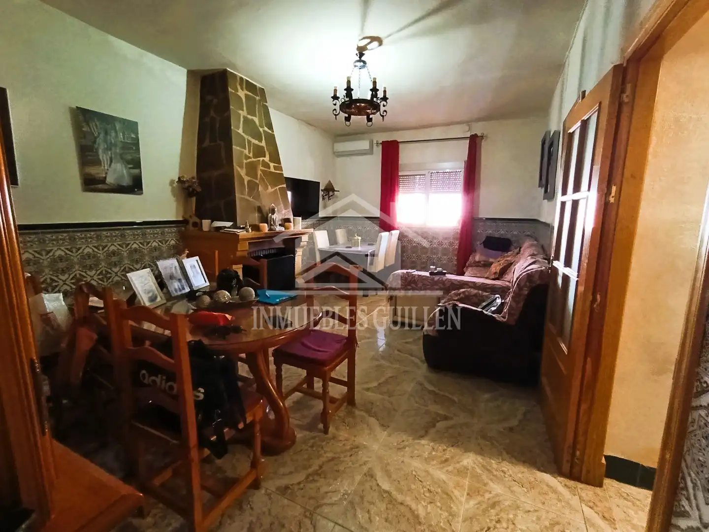 Sala d'estar de Casa o xalet en venda en Berja amb Aire condicionat, Jardí privat i Terrassa