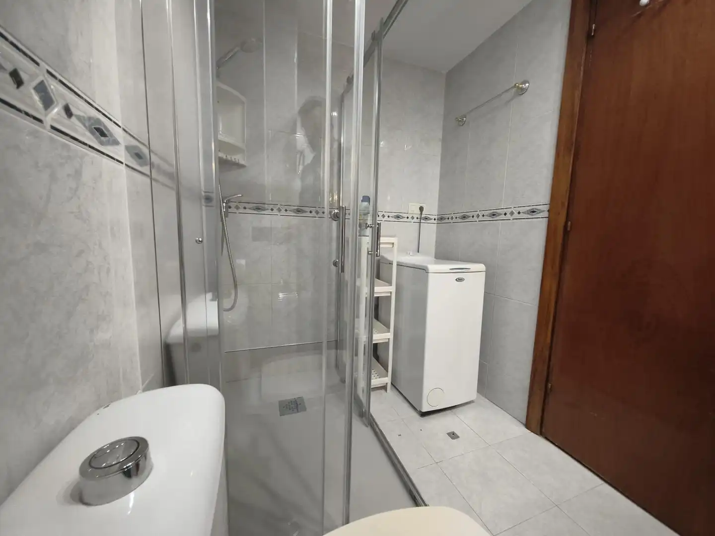 Bany de Pis de lloguer en Granada amb Aire condicionat, Calefacció i Terrassa