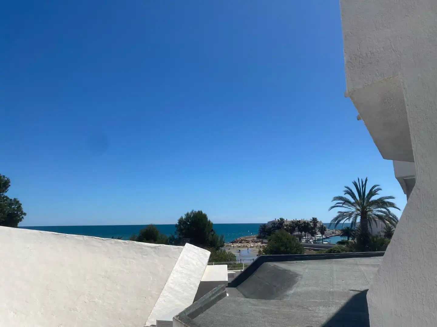 Vista exterior de Apartament en venda en Alcalà de Xivert amb Aire condicionat, Terrassa i Balcó
