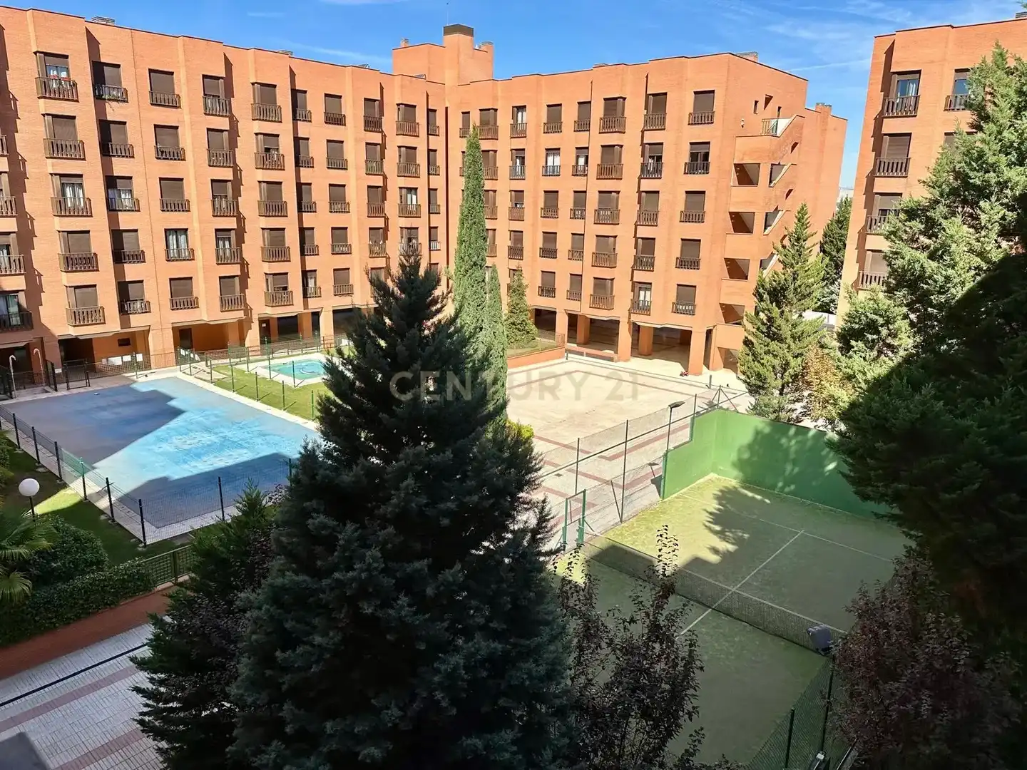 Apartamento con piscina en venta en Calle de Samaniego, 12, Madrid, Spain 3
