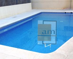 Piscina de Pis de lloguer en Terrassa amb Aire condicionat i Balcó