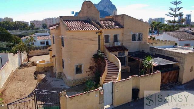 Casa-chalet en Venta en Benicolada - Las Adelfas