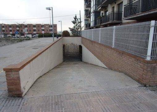 Garaje en Venta en Carrer Josep Pané en Bell-lloc d'Urgell