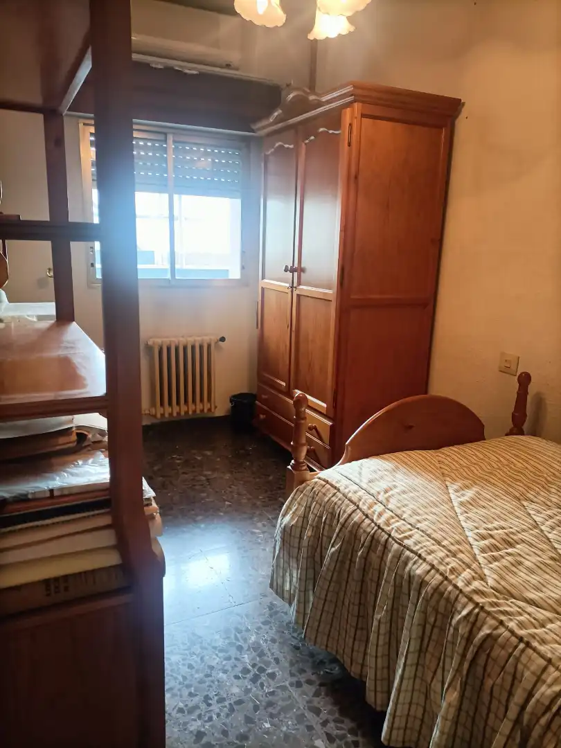 Bedroom of Flat for rent in Jaén  with Air Conditioner, Heating and Furnished