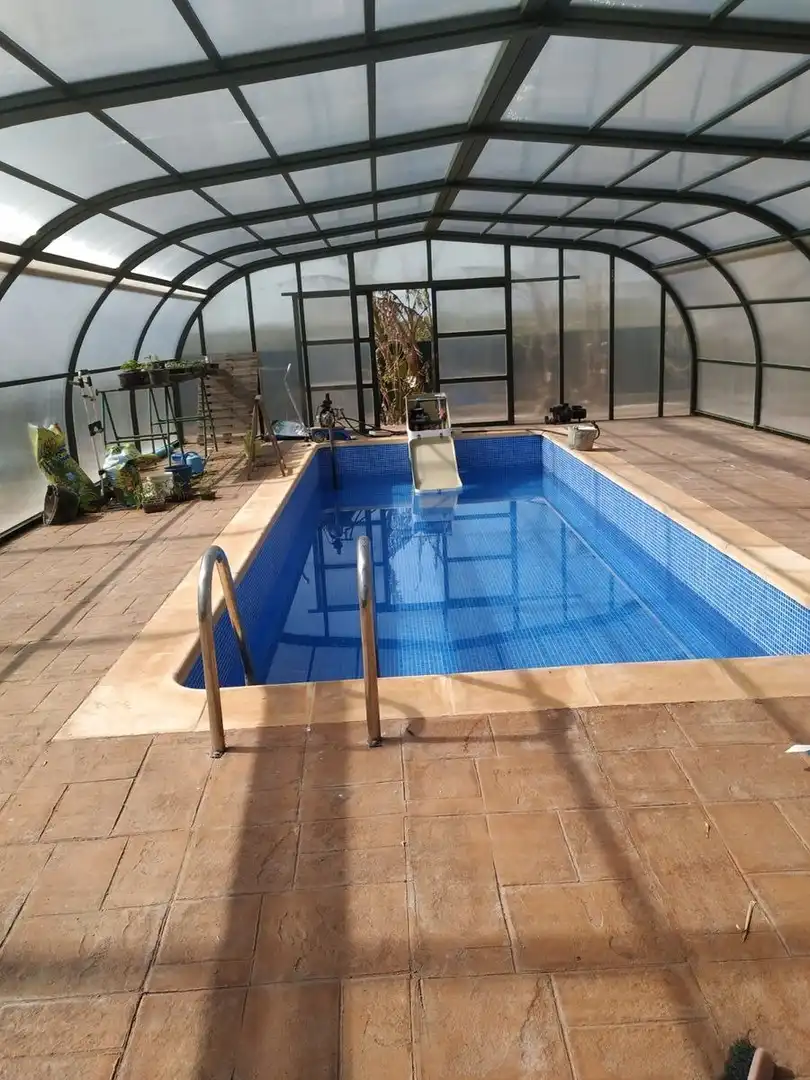 Piscina de Finca rústica en venda en La Ràpita amb Aire condicionat, Calefacció i Jardí privat