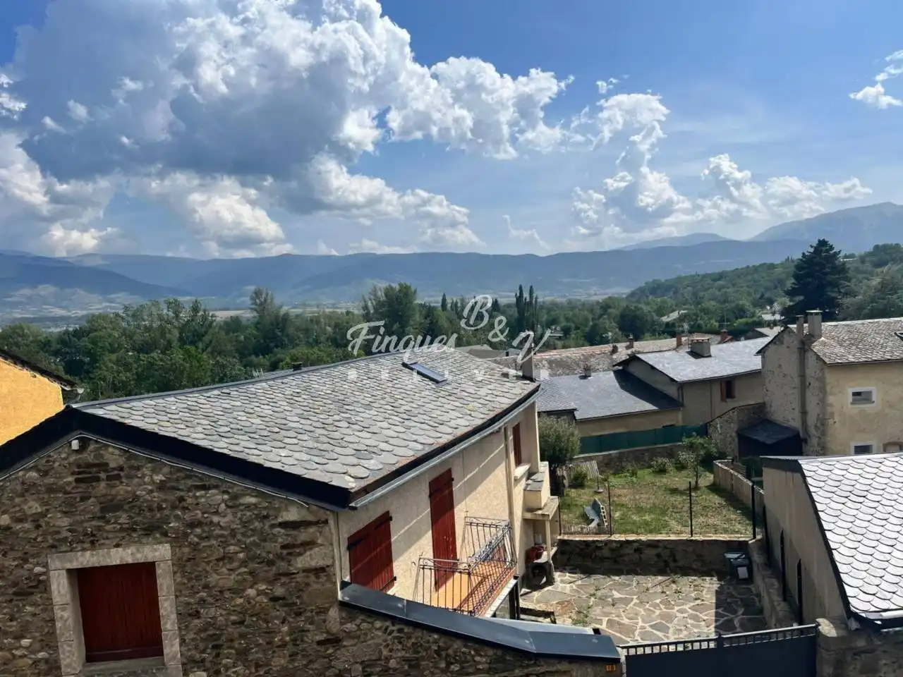 Duplexes for sale in Calle UR, 3, Bourg - Madame