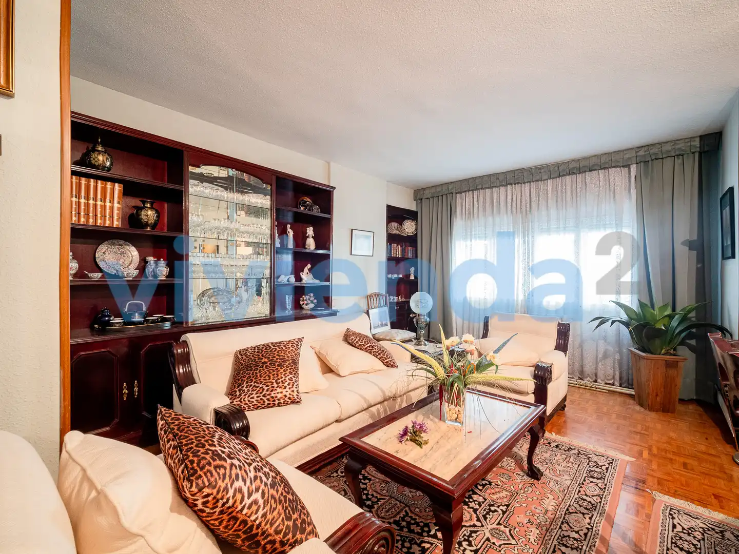 Living room of Flat for sale in Madrid  with Air Conditioner, Heating and Terrace