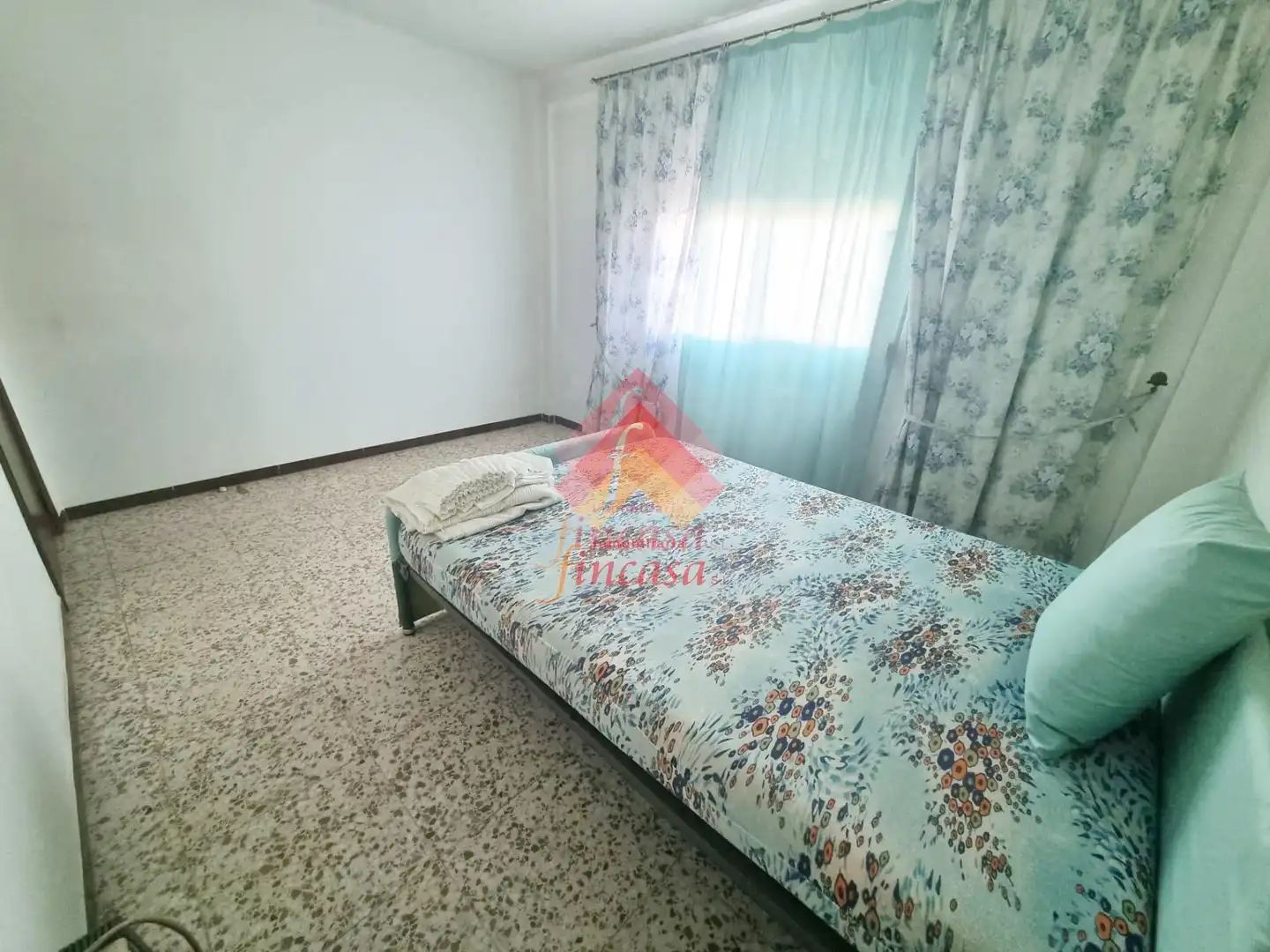 Bedroom of Flat for sale in Ronda  with Terrace and Storage room
