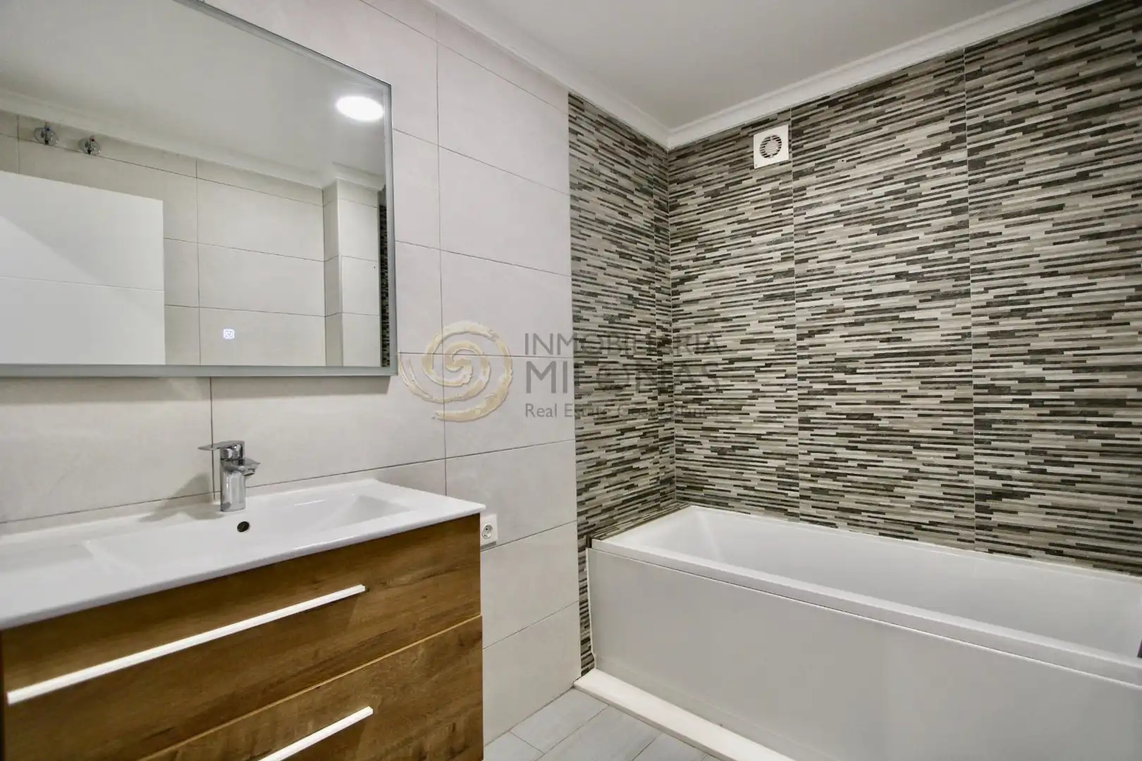 Bathroom of Flat for sale in Jávea / Xàbia  with Air Conditioner, Terrace and Furnished