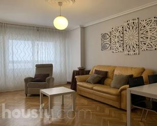 Living room of Flat to rent in Valladolid Capital  with Heating, Terrace and Furnished