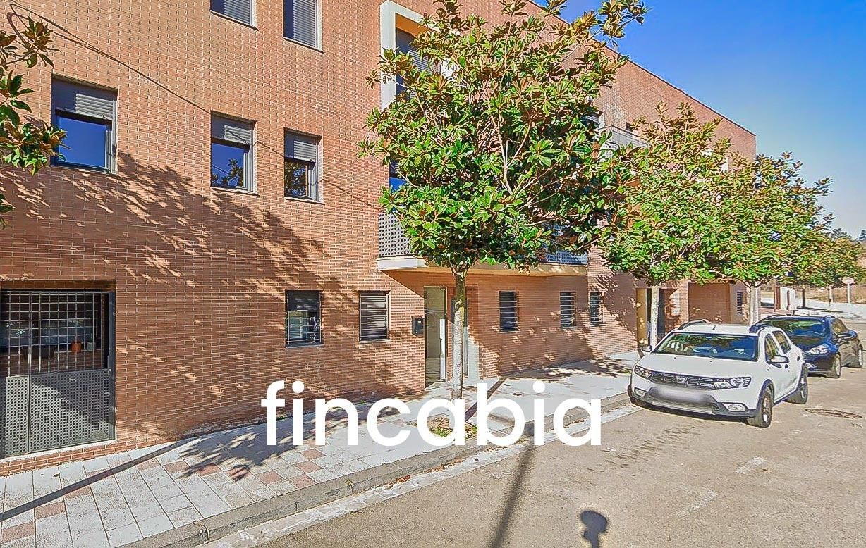 Exterior view of Flat for sale in Santa Coloma de Farners  with Heating, Storage room and Balcony