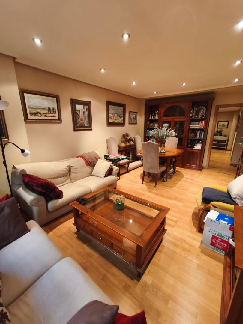 Living room of Flat for sale in Ourense Capital   with Heating, Parquet flooring and Storage room