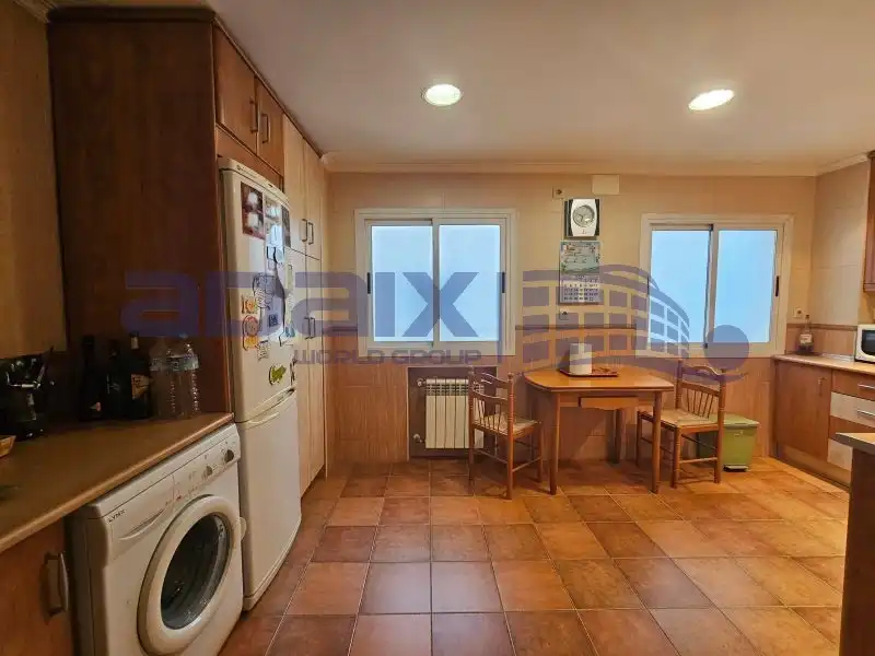 Kitchen of Flat for rent in Puertollano  with Air Conditioner, Parquet flooring and Terrace