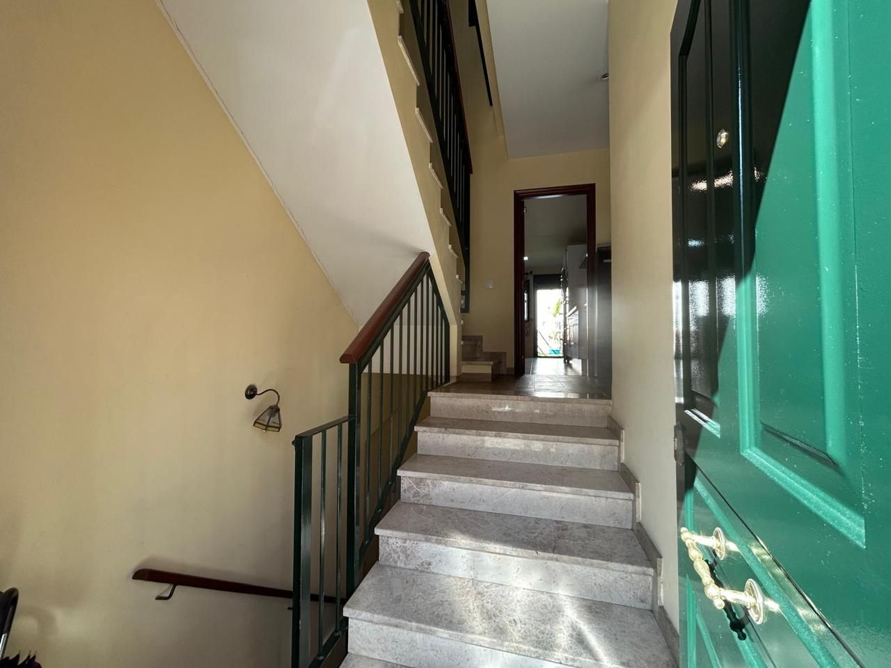 Casa o xalet en venda en Dos Hermanas amb Aire condicionat, Calefacció i Terrassa