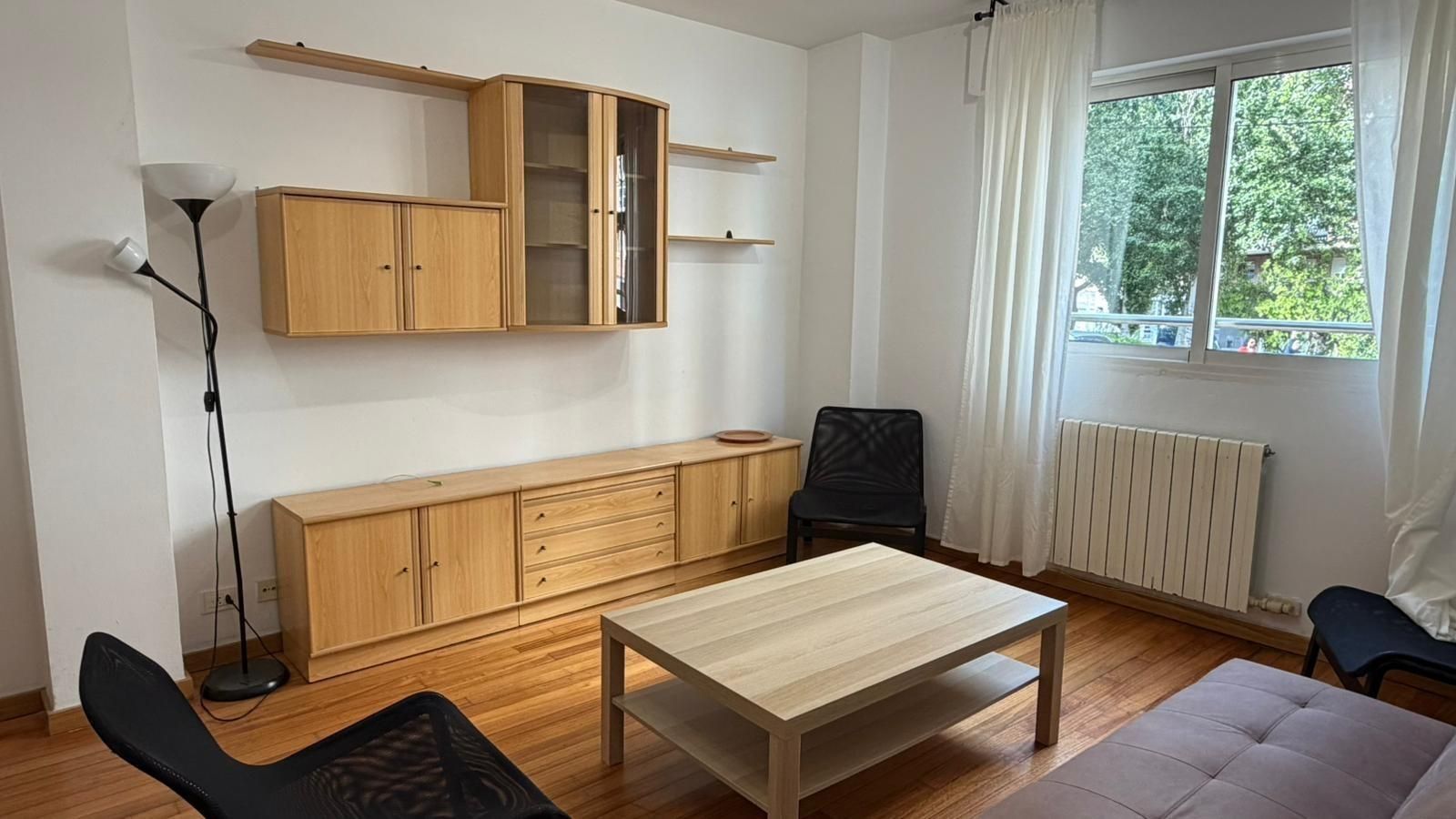 Living room of Flat to rent in  Zaragoza Capital  with Heating, Parquet flooring and Terrace