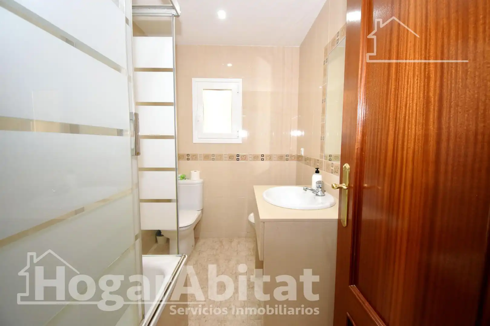 Bathroom of Flat for sale in Quart de Poblet  with Air Conditioner, Heating and Furnished