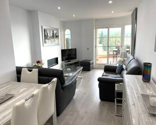 Living room of Apartment to rent in Marbella  with Terrace, Swimming Pool and Furnished