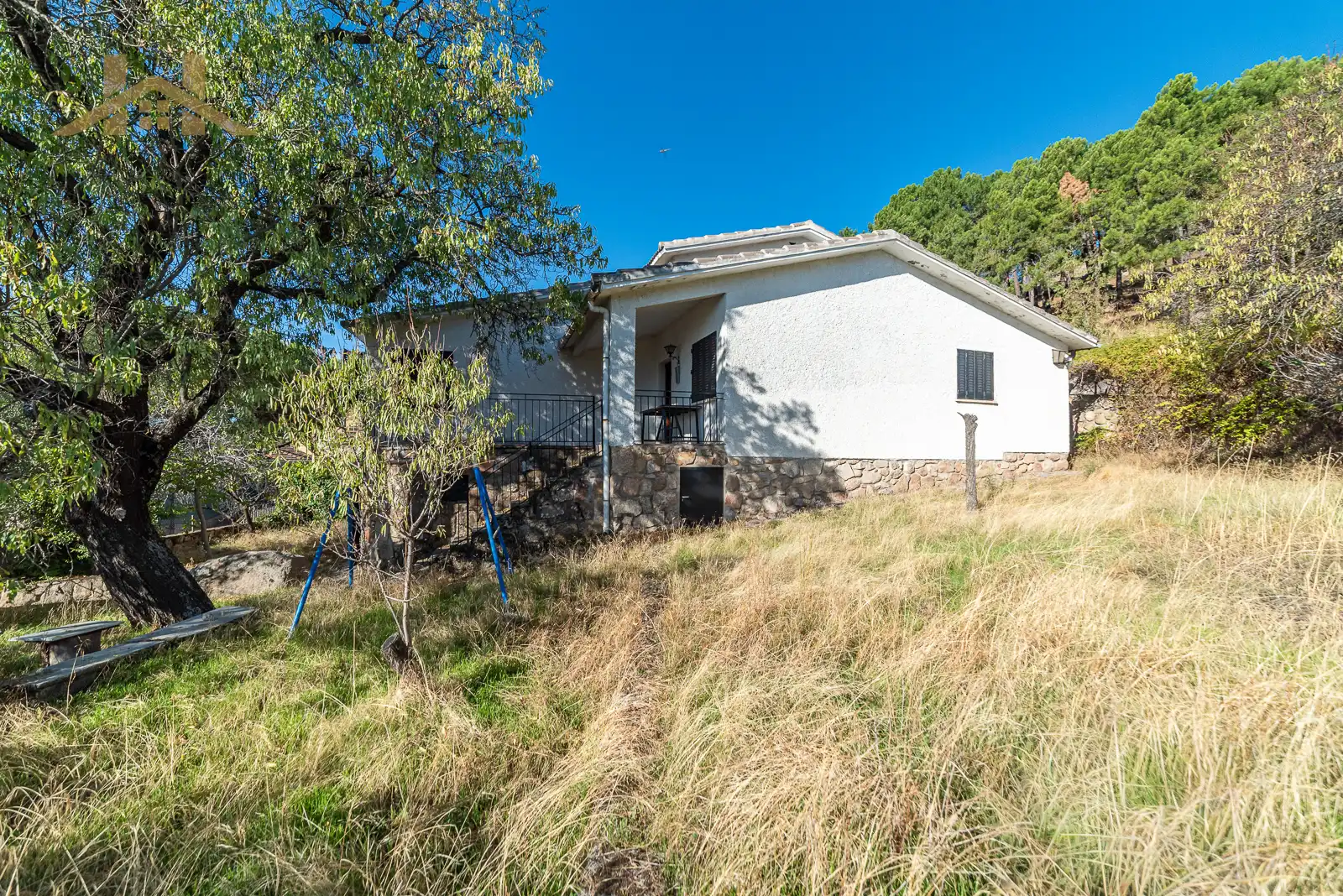 Vista exterior de Casa o chalet en venta en Zarzalejo, Madrid