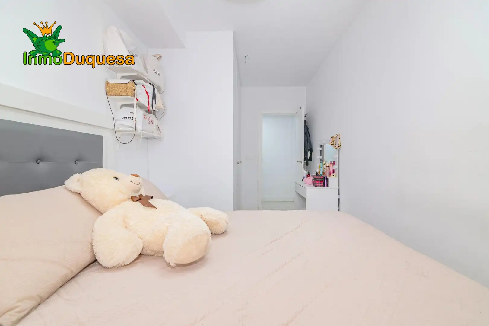 Habitación de Piso en venta en La Zubia con Aire acondicionado, Calefacción y Terraza