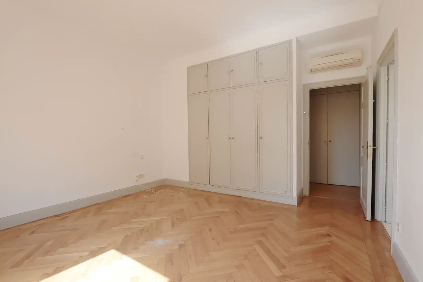 Wohnung zur Miete in Calle de Carbonero y Sol, El Viso