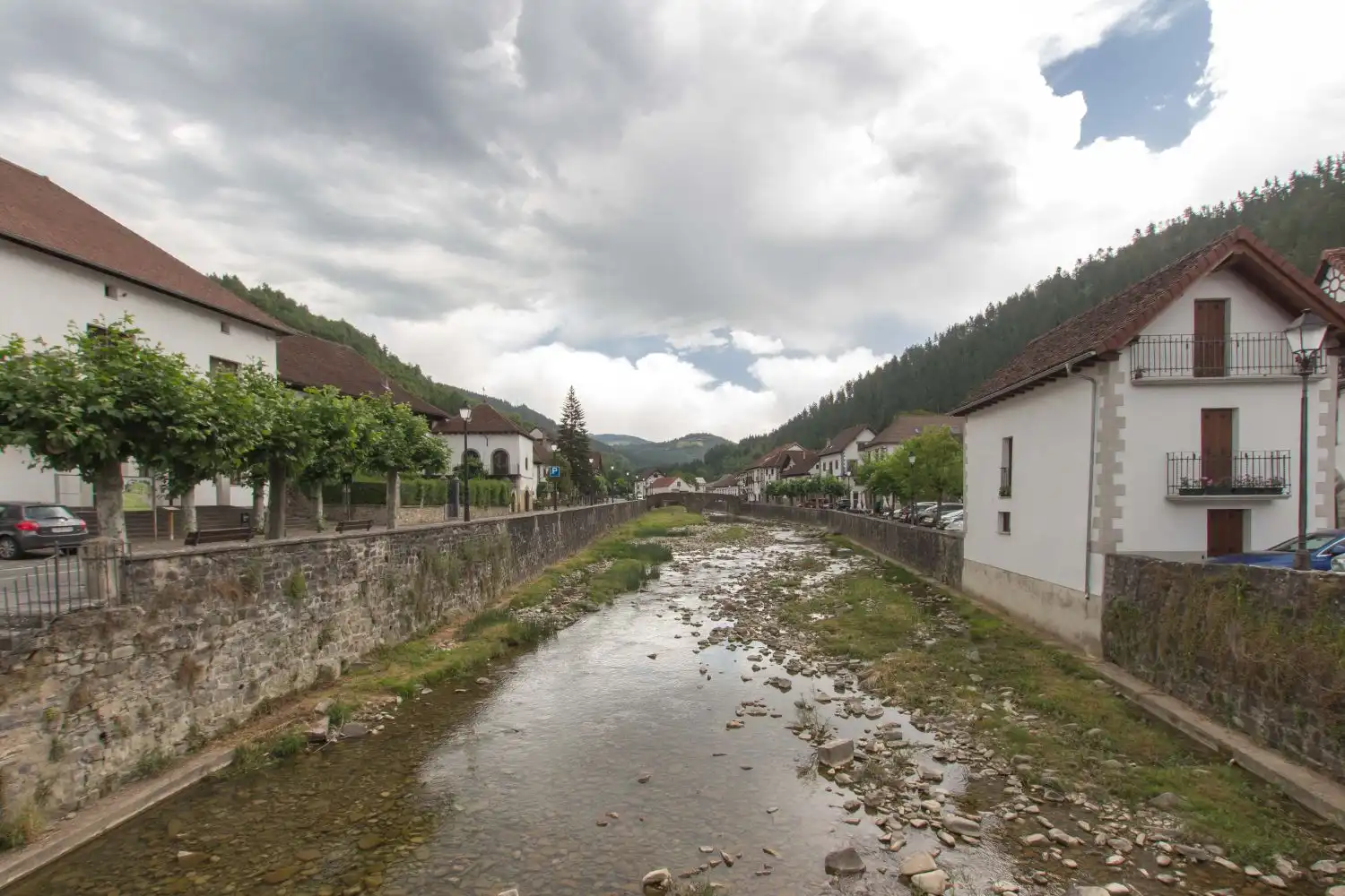 Vista exterior de Casa o chalet en venta en Ochagavía / Otsagabia con Calefacción y Balcón