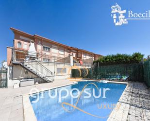 Piscina de Casa adosada en venda en Boecillo amb Aire condicionat, Terrassa i Piscina