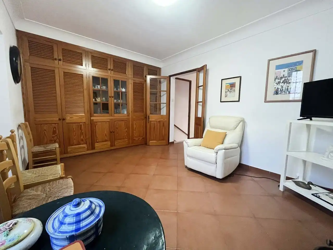 Sala d'estar de Casa adosada en venda en Ciutadella de Menorca