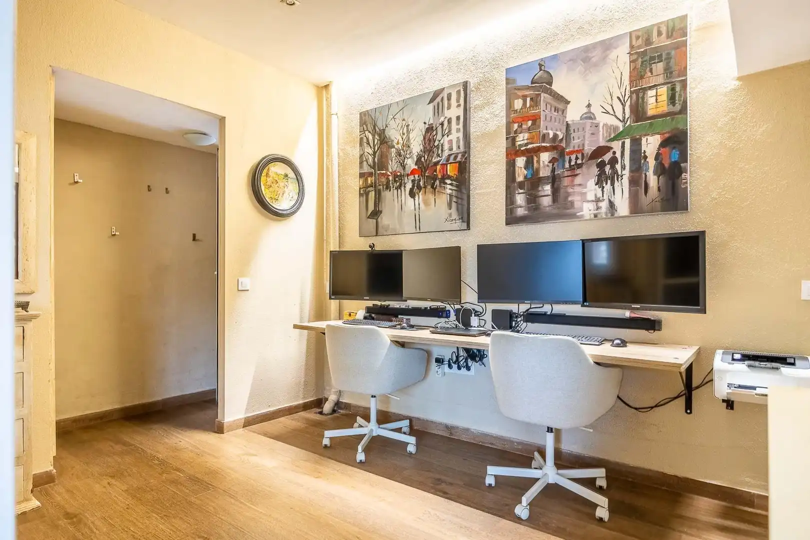 Houses for sale in Sevilla  with Air Conditioner, Private garden and Storage room