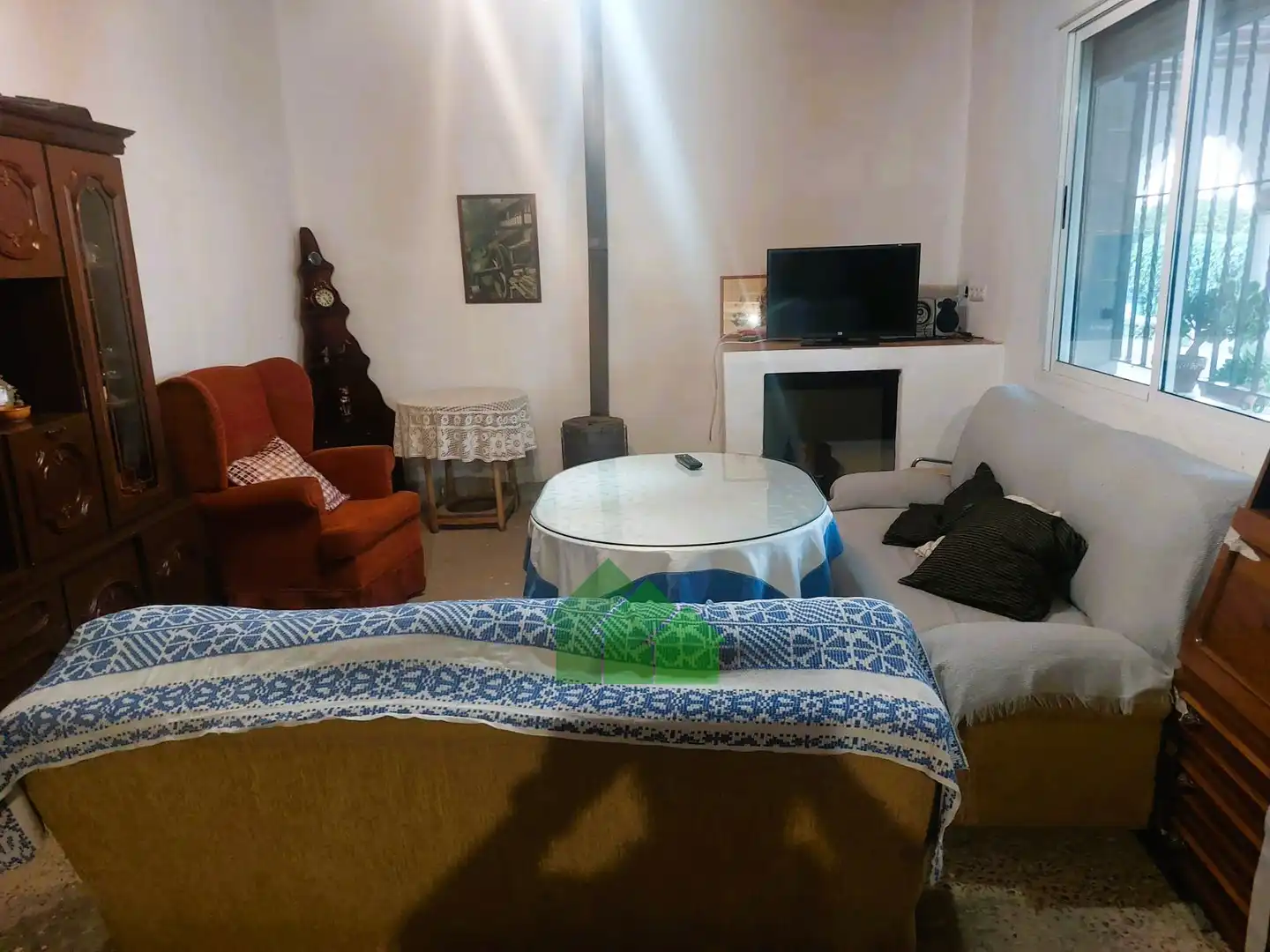 Sala d'estar de Casa o xalet en venda en Montijo amb Traster, Piscina i TV